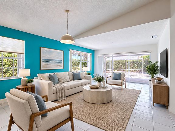 3rd image of 1632 SW Waterfall Boulevard