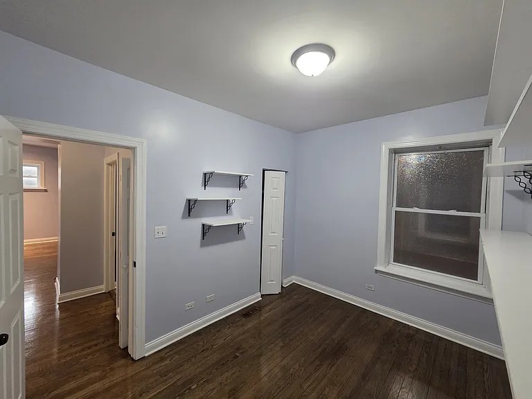1946 W Touhy Ave #1 — Photo 8