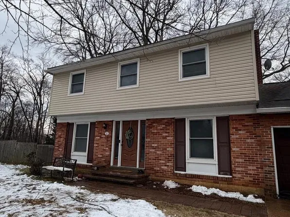 11 Carnegie Ct, Newark, DE 19713