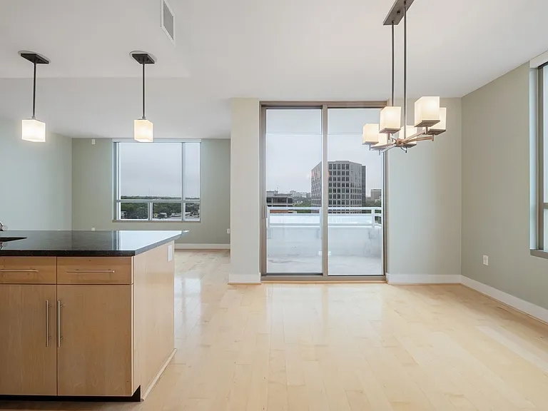 300 Bowie St #1201 — Photo 13