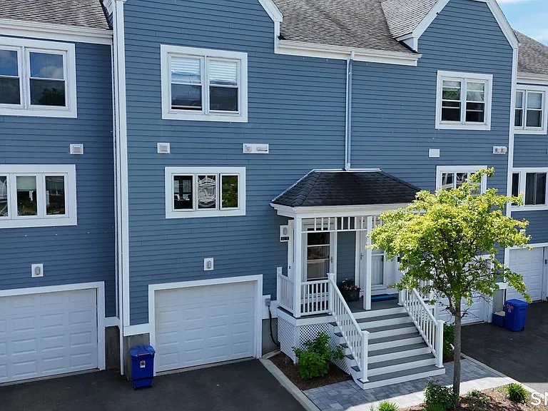 72 Cosey Beach Ave #3 — Photo 13