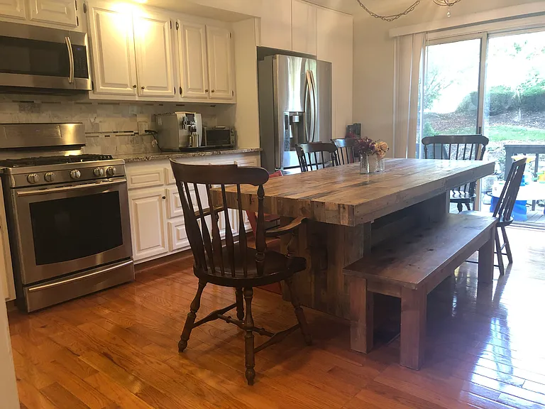 82 Meadow View Ct — Photo 7