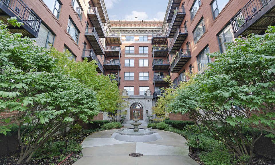 1st image of 1439 S Michigan Ave APT 307