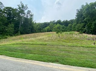 25 Summit Dr, Rocky Mount, VA