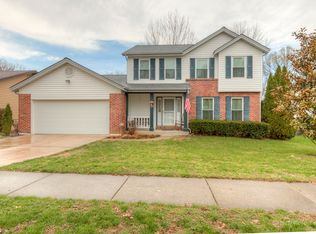 1893 Harbor Mill Dr, Fenton, MO 63026