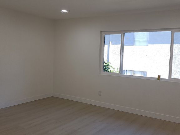 3rd image of 2255 Cahuilla St APT 124