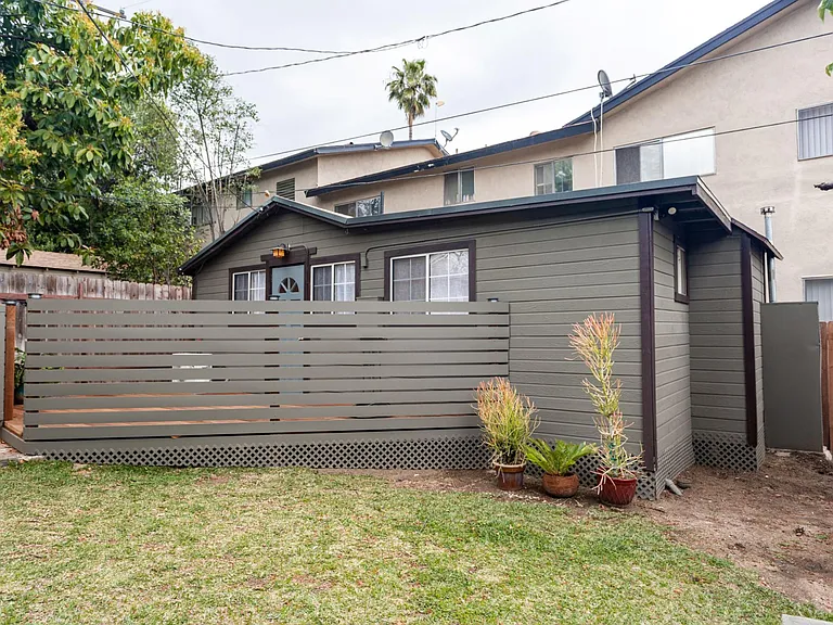 84 S Hermosa Ave #1/2 — Photo 10
