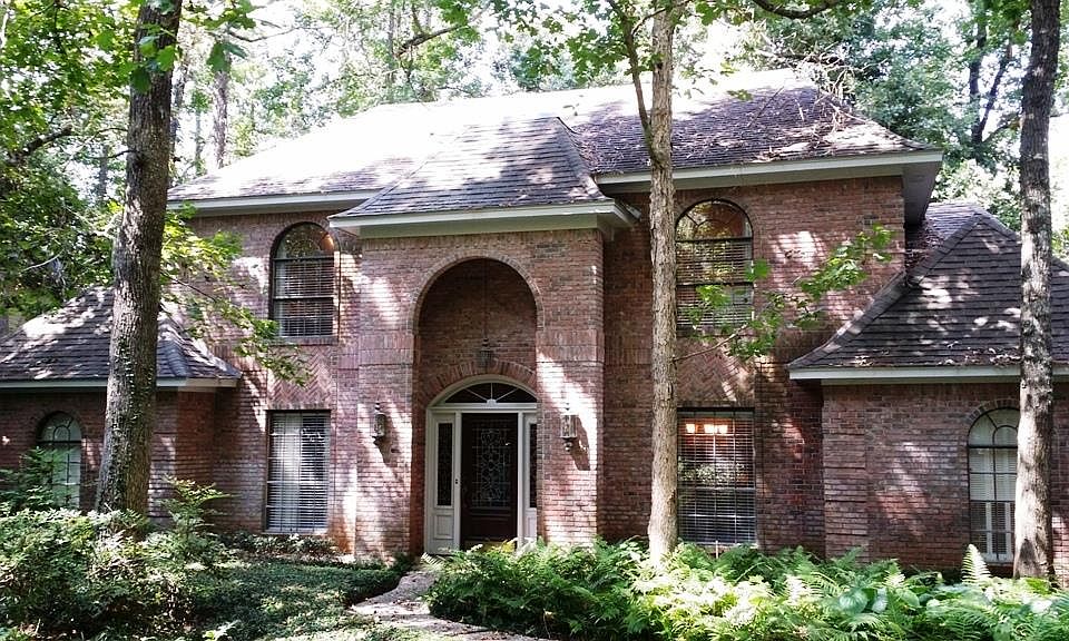 1st image of 22 Village Hill Dr
