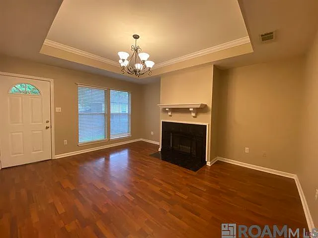 3 bed, 1300 sqft, $1,750 — Photo 2