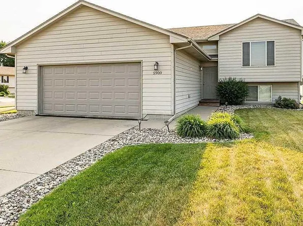 5900 S Kerry Ave, Sioux Falls, SD 57106