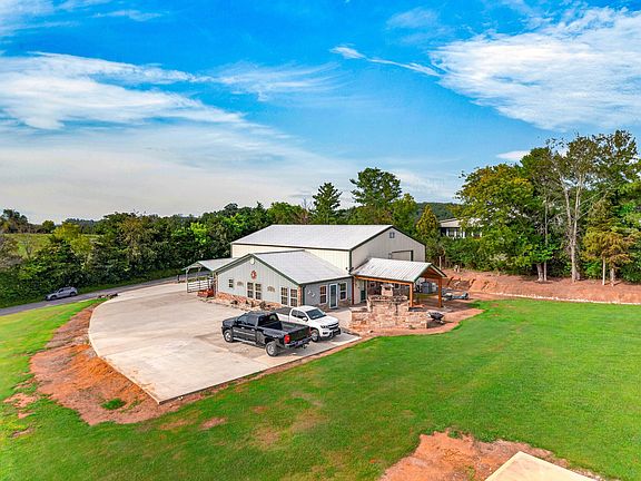 4th image of 428 Shrader Rd