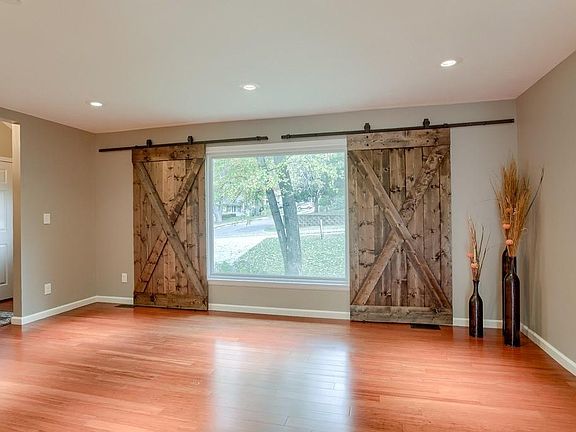 4th image of 5206 Hardy St