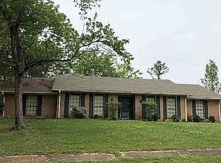 1206 Mockingbird Ln, Tupelo, MS 38801