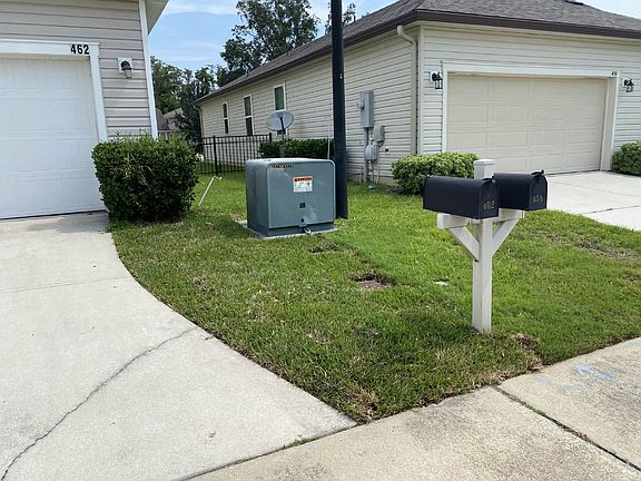 4th image of 462 Vineyard Ln