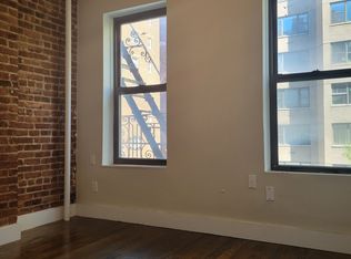 548 E 82nd St APT 6A, New York, NY 10028