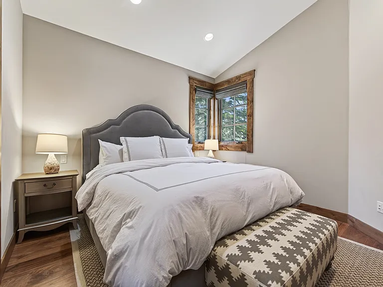 8542 Kaweah Cir — Photo 21