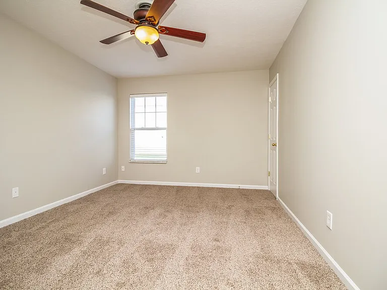 902 Grand Oak Dr — Photo 13