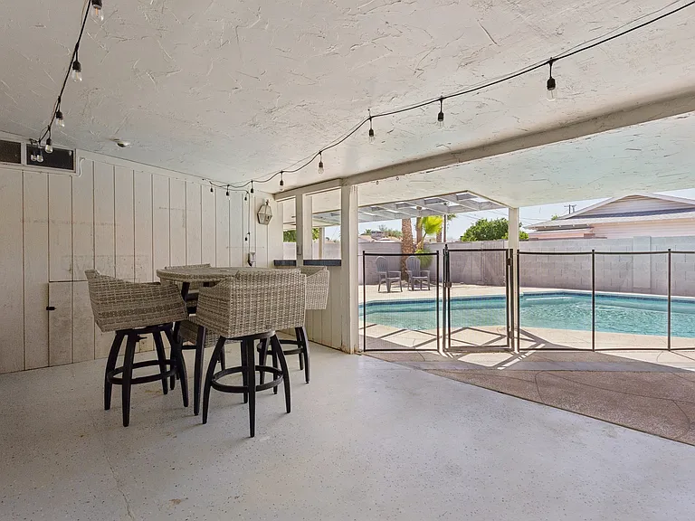 2356 N 85th Pl — Photo 30