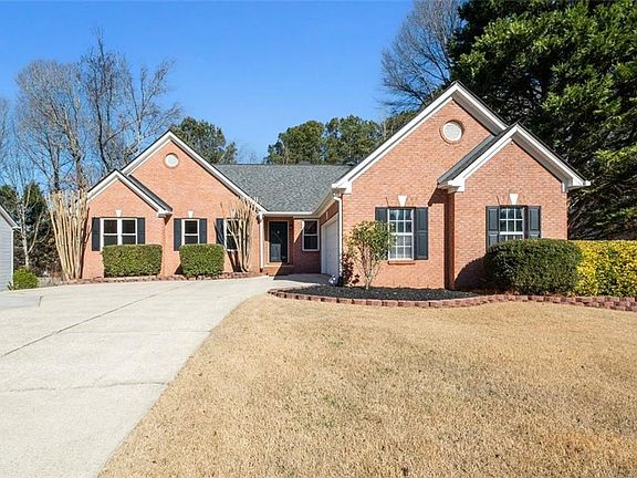 2nd image of 1820 Heatherton Rd