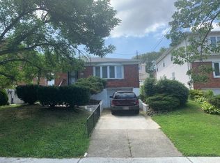 10922 Ditmars Blvd, East Elmhurst, NY 11369