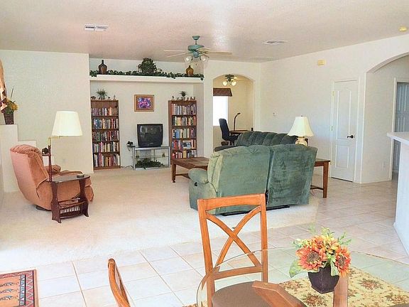 5th image of 2606 Candlewood Dr