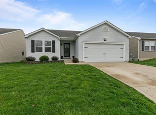 795 Rockshire Dr, Herculaneum, MO 63048