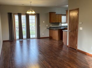 1501 N Grove Pl, Watertown, SD 57201