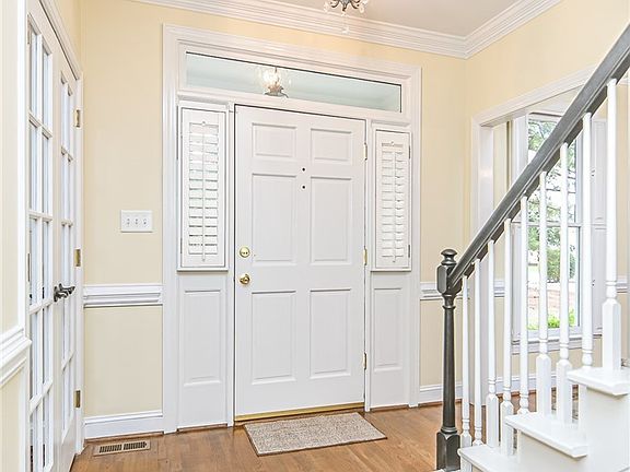 2nd image of 3303 Quarry Dr