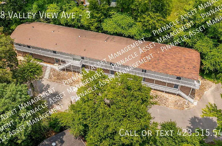 208 Valley View Ave #3 — Photo 33