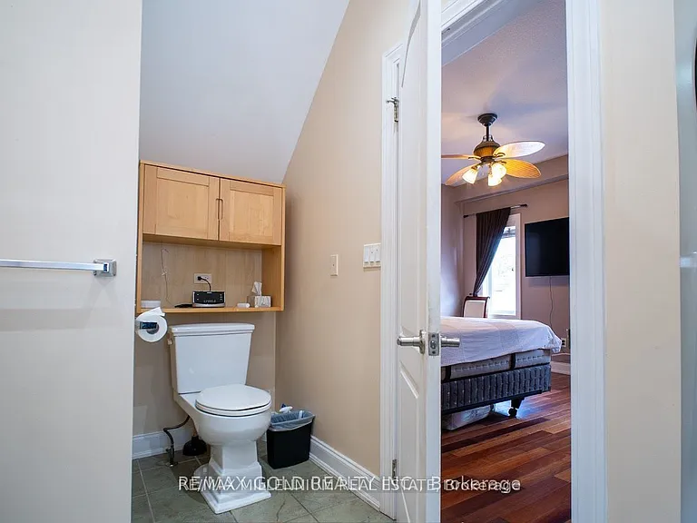 8905 McGarry Dr — Photo 17