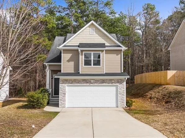 8136 Brookbend Dr, Douglasville, GA 30134