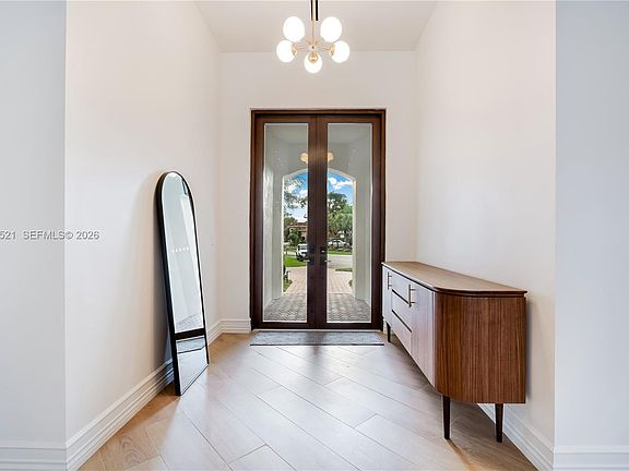 4th image of 16315 SW 88th Ct