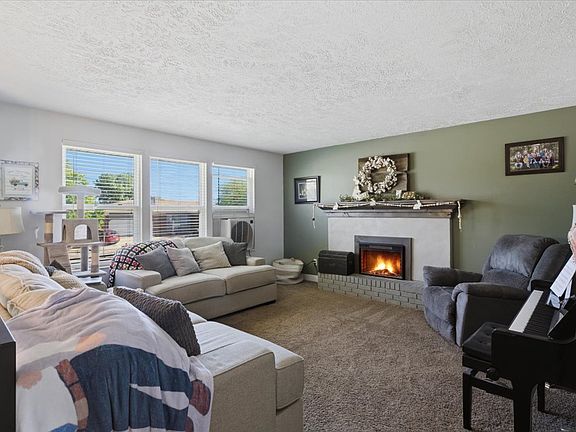 5th image of 2811 W Lastrada Way S