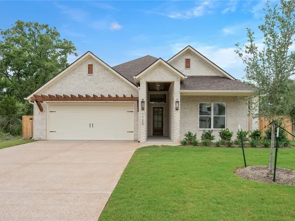 1725 Hidalgo Pass Ct, College Station, TX 77845