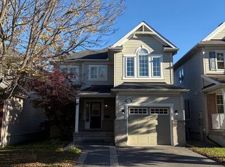 207 Burnaby Dr, Ottawa, ON K2S 0K1