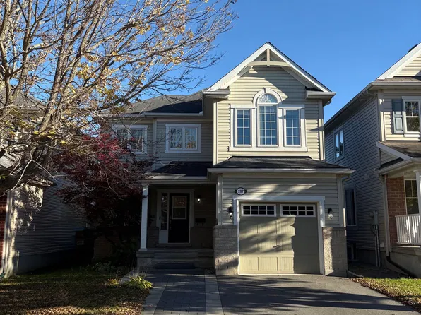 207 Burnaby Dr, Ottawa, ON K2S 0K1
