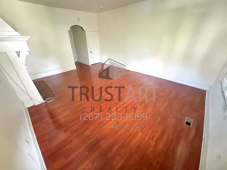 501 S 49th St #1 — Photo 9