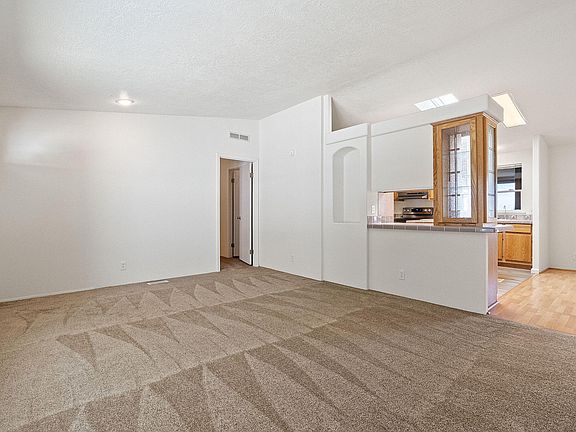 4th image of 98041 Hall Way Rd #41