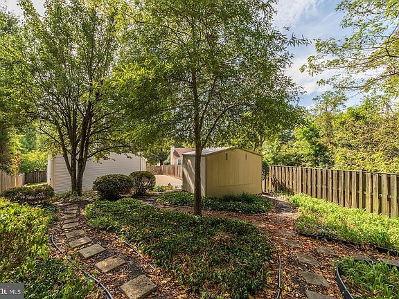 4th image of 7026 Polins Ct
