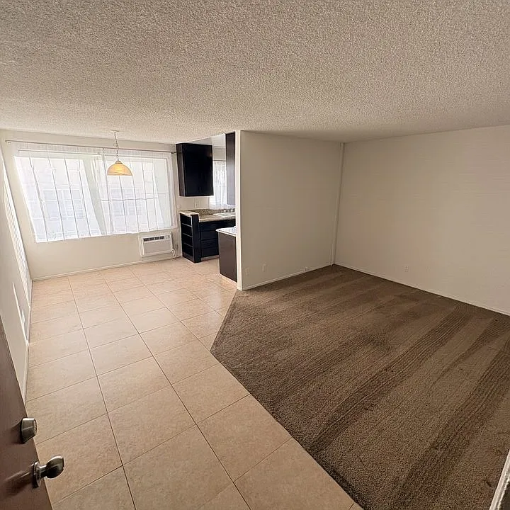 815 Crenshaw Blvd #104