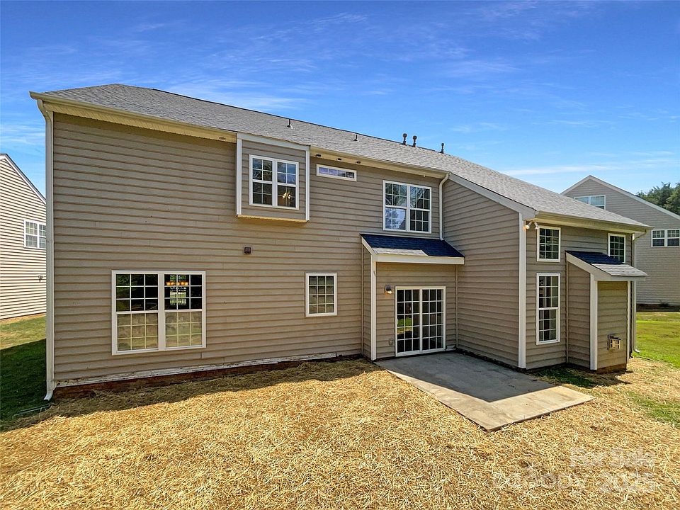 2nd image of 1915 Birchbrook Ct