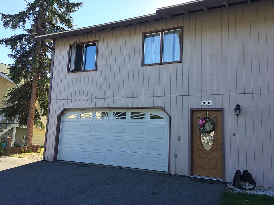 1st image of 900 Joyce Dr