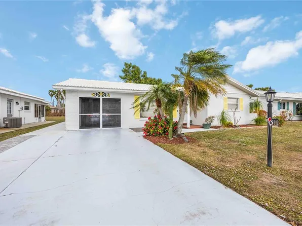 3801 Chinaberry Rd, Bradenton, FL 34208