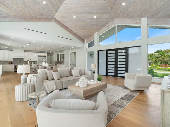 4580 Oak Tree Court, Delray Beach, FL 33445