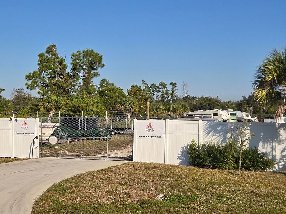 1st image of 145 Anchor Rd #18