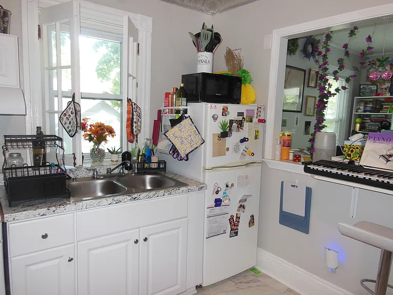 1 Rowley St — Photo 4