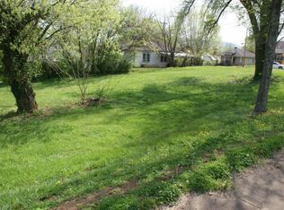 725 Fairview Ave, Kingsport, TN 37660