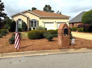 243 Stonegate Ln, Albany, GA 31721