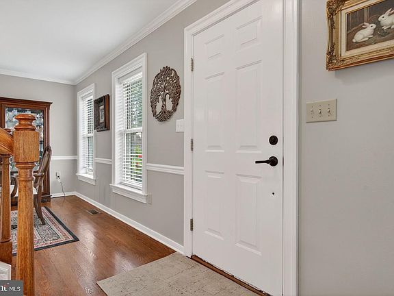 5th image of 7 Marquis Ct