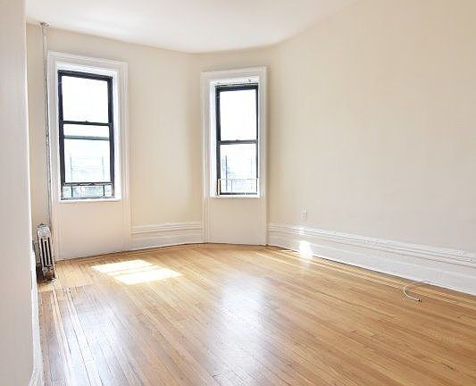 2nd image of 2363 7th Ave APT 4D